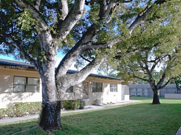 8736 SW 145th St , Unit 8736, Palmetto Bay, FL 33176