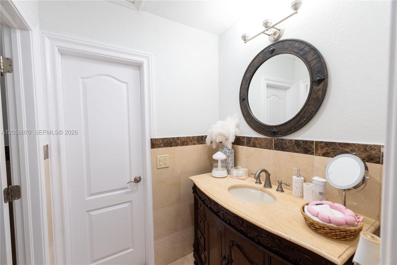 12040 SW 43rd St , Unit 12040, Miami, FL 33175 Photo