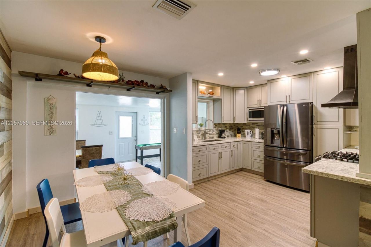 3039 Grant St , Hollywood, FL 33021 Photo