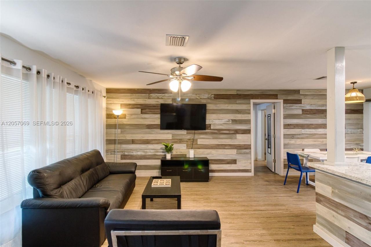 3039 Grant St , Hollywood, FL 33021 Photo