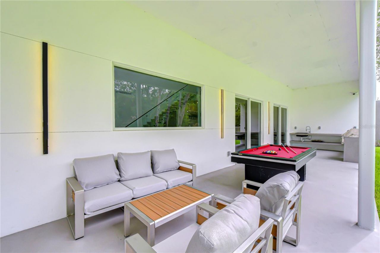 6805 New York Drive , Tampa, FL 33619 Photo