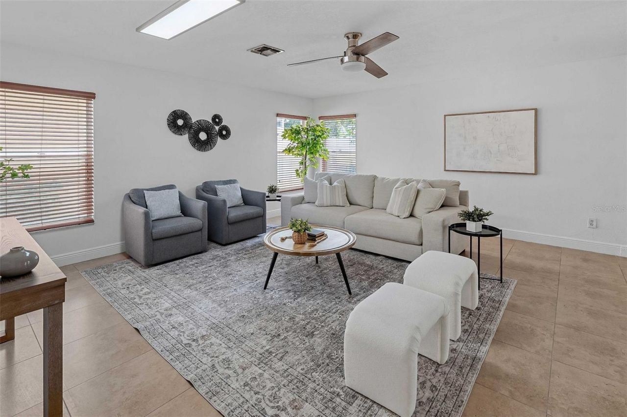1424 Aguacate Court, Orlando, FL 32837 Photo