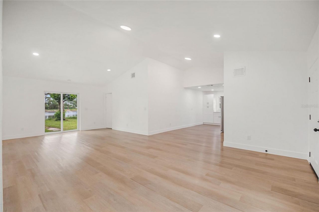201 Ronnie Circle , Orlando, FL 32811 Photo