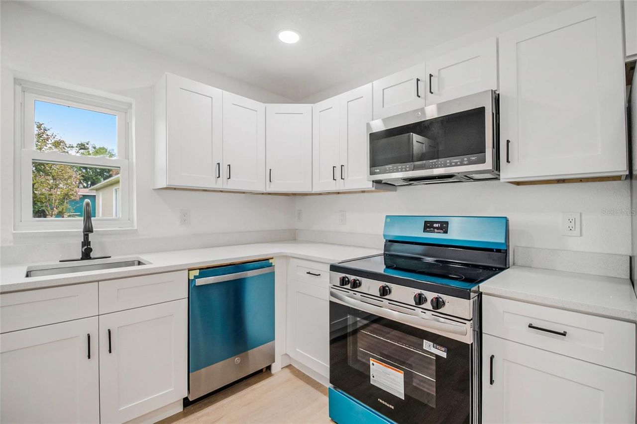 201 Ronnie Circle , Orlando, FL 32811 Photo