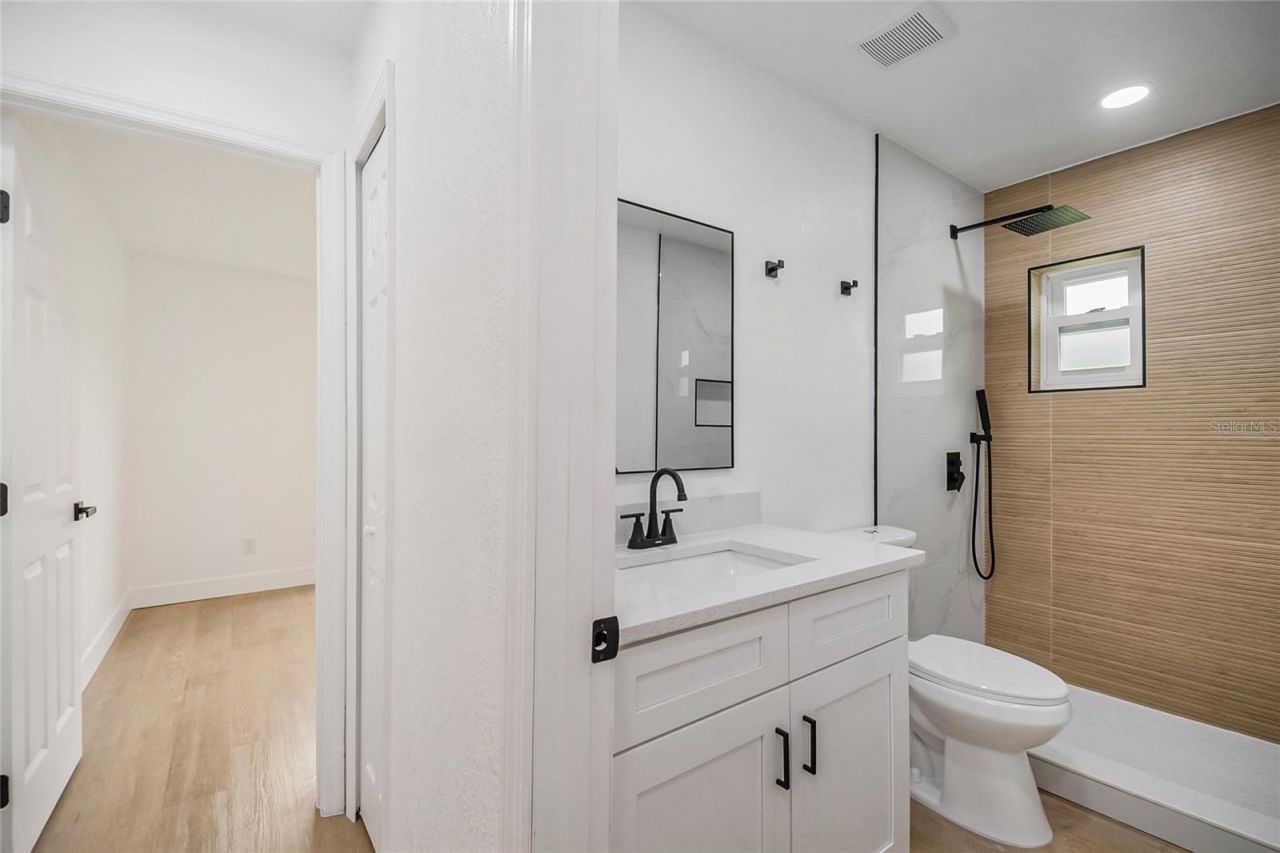 201 Ronnie Circle , Orlando, FL 32811 Photo