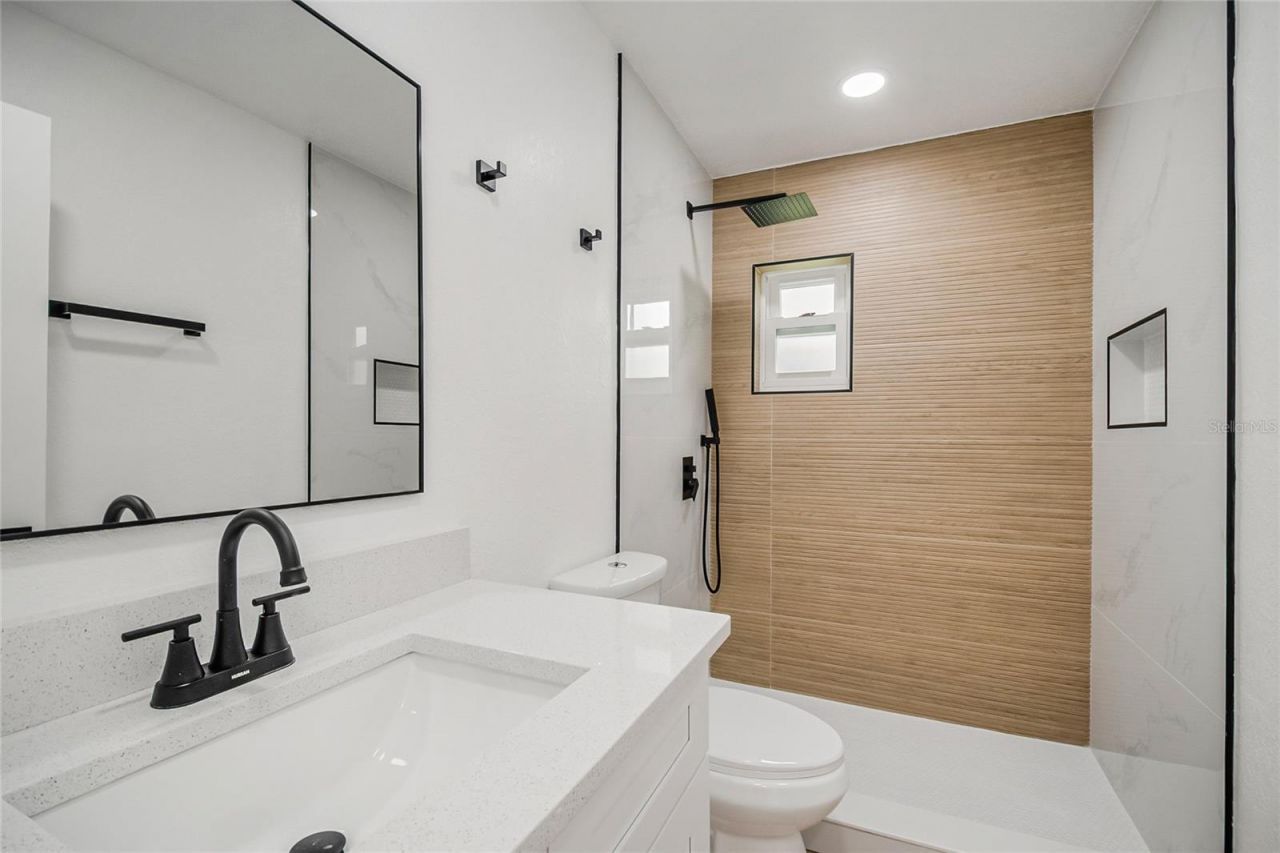 201 Ronnie Circle , Orlando, FL 32811 Photo