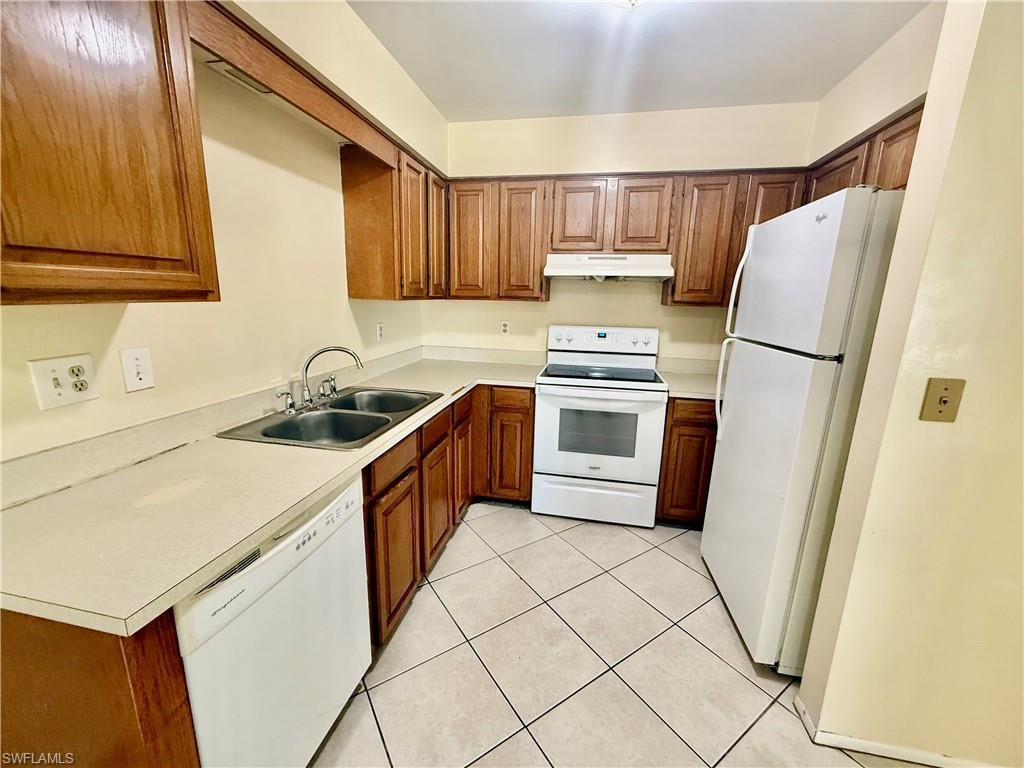 516 Parkside St, Lehigh Acres, FL 33936 Photo