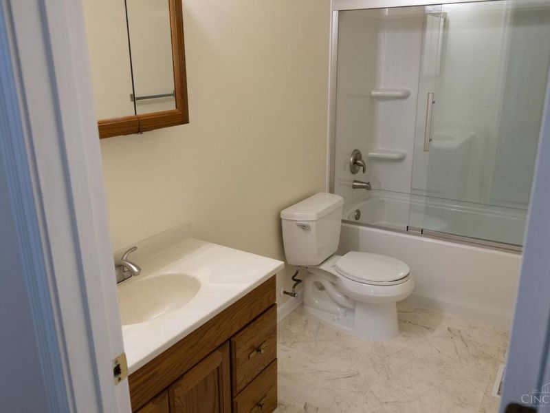 12162 Cedarbreaks Lane, Sycamore Township, OH 45249 Photo 12