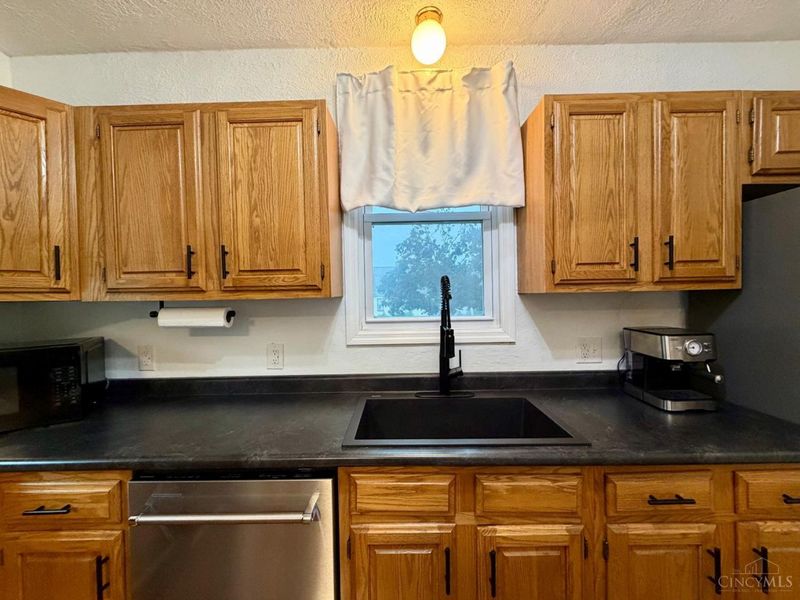 11560 Walnut Street, Springdale, OH 45246 Photo 20
