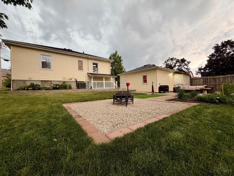 11560 Walnut Street, Springdale, OH 45246 Photo 46
