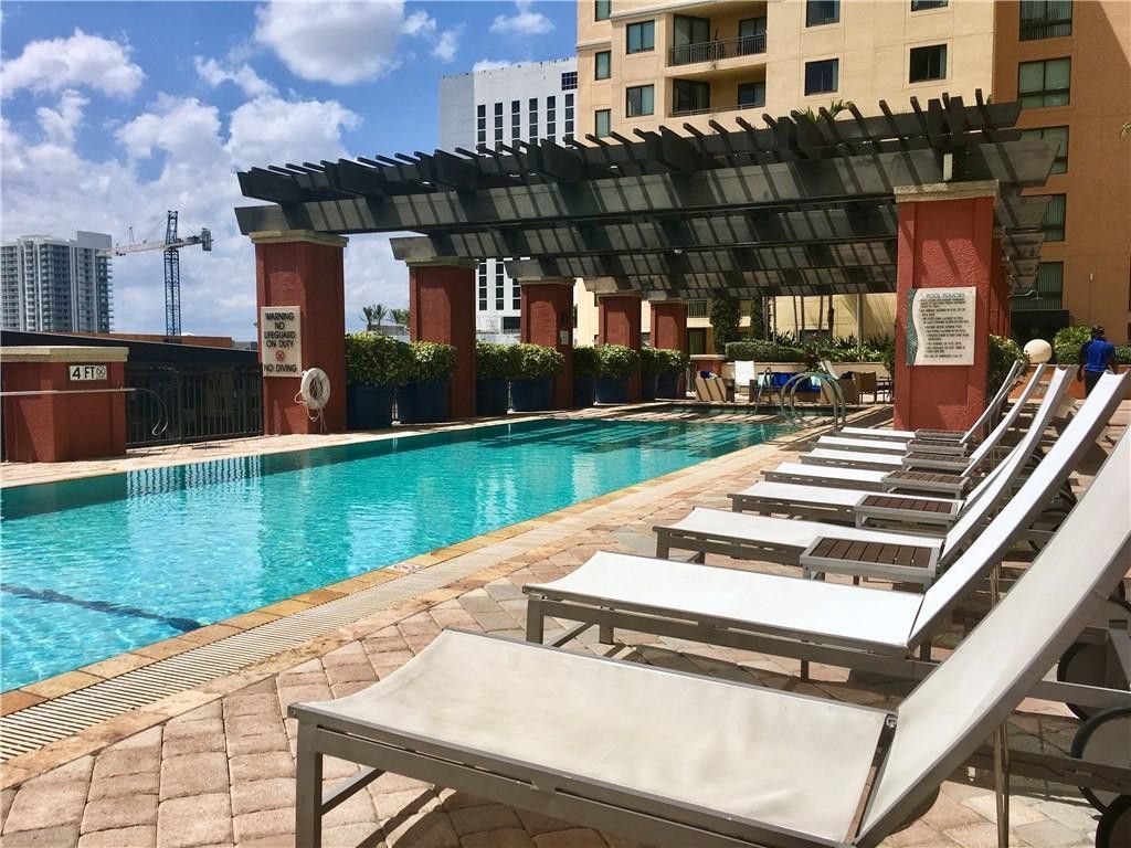 100 N Federal Highway, Fort Lauderdale, FL 33301 Photo