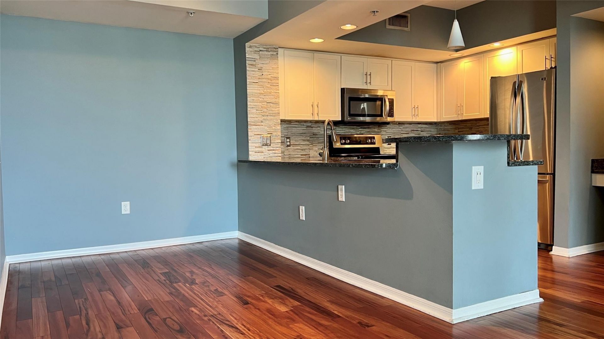 100 N Federal Highway, Fort Lauderdale, FL 33301 Photo