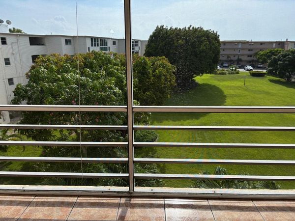 2615 NE 3RD Court, Unit 402, Boynton Beach, FL 33435