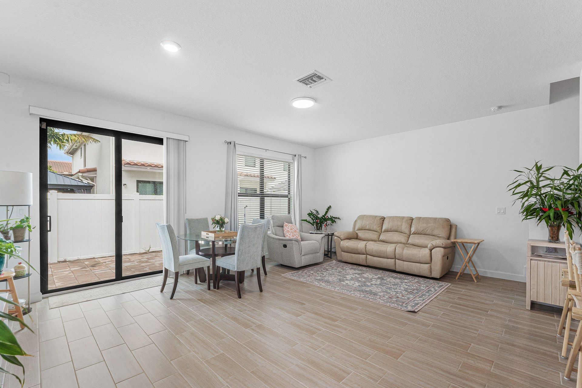 1011 Willow Place, Riviera Beach, FL 33410 Photo