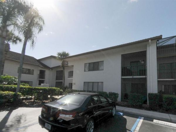 3400 TWIN LAKES Terrace, Unit 102, Fort Pierce, FL 34951
