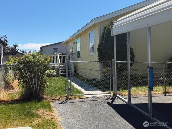 3211 W Wapato Drive , Unit 56, Moses Lake, WA 98837