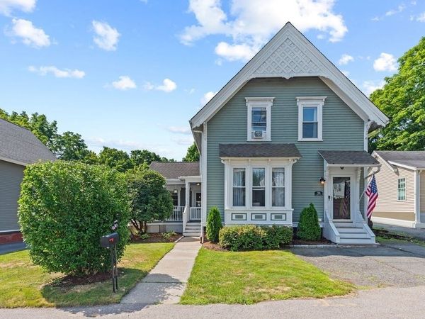 36 Leonard St, North Attleboro, MA 02760