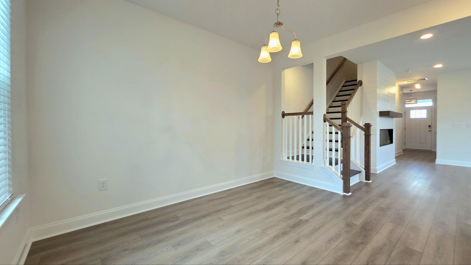 670 Bolder Way Photo 10