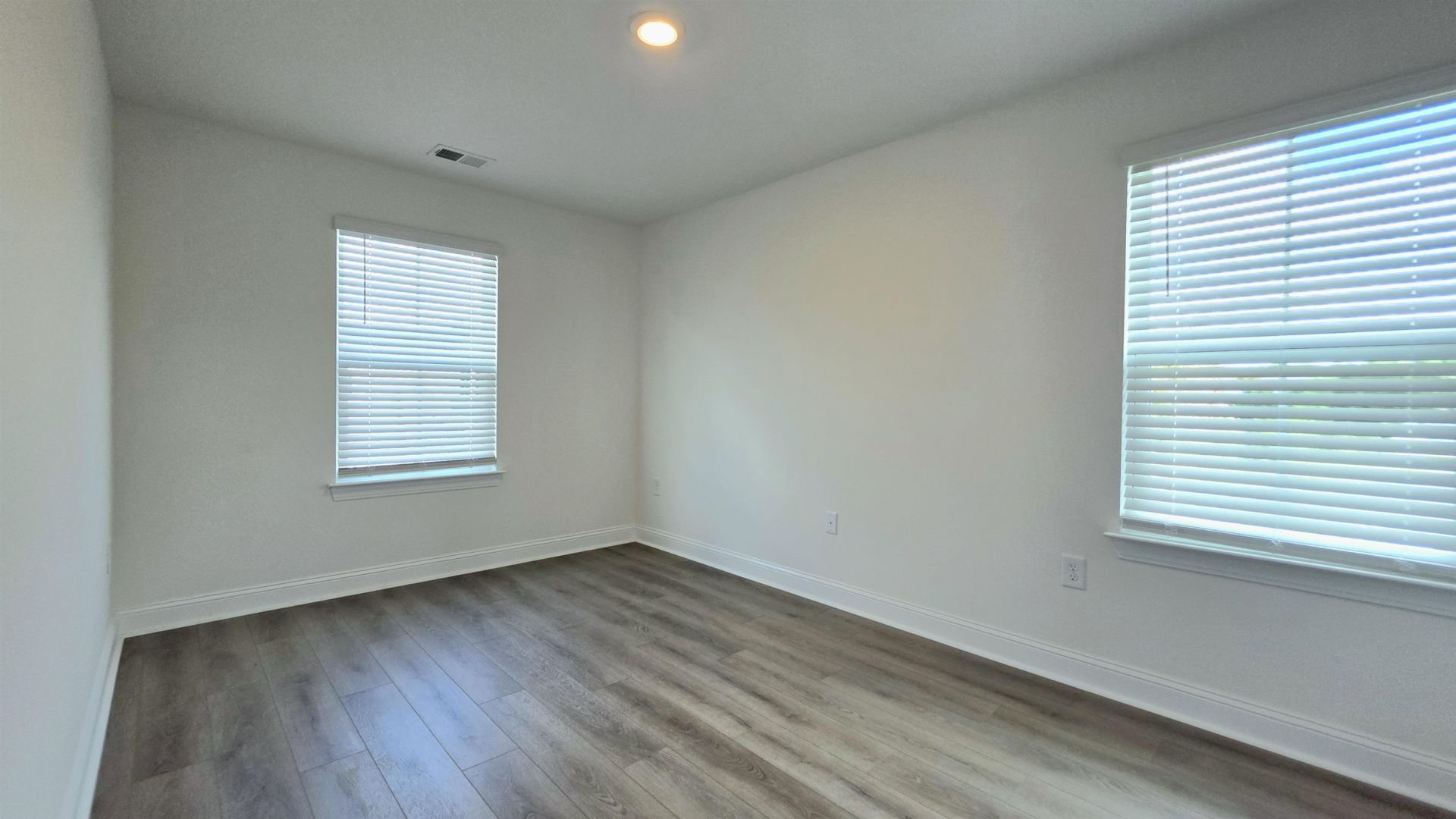670 Bolder Way Photo 19