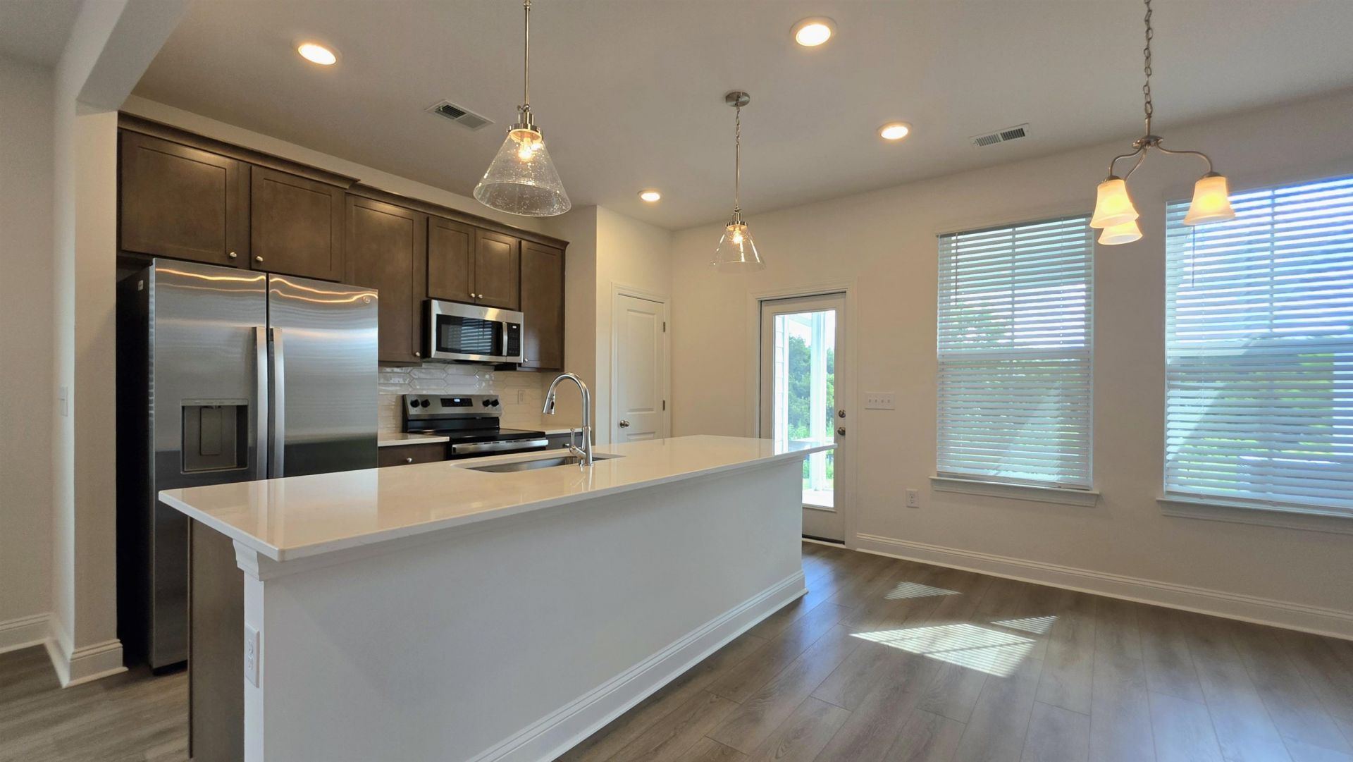 670 Bolder Way Photo 6