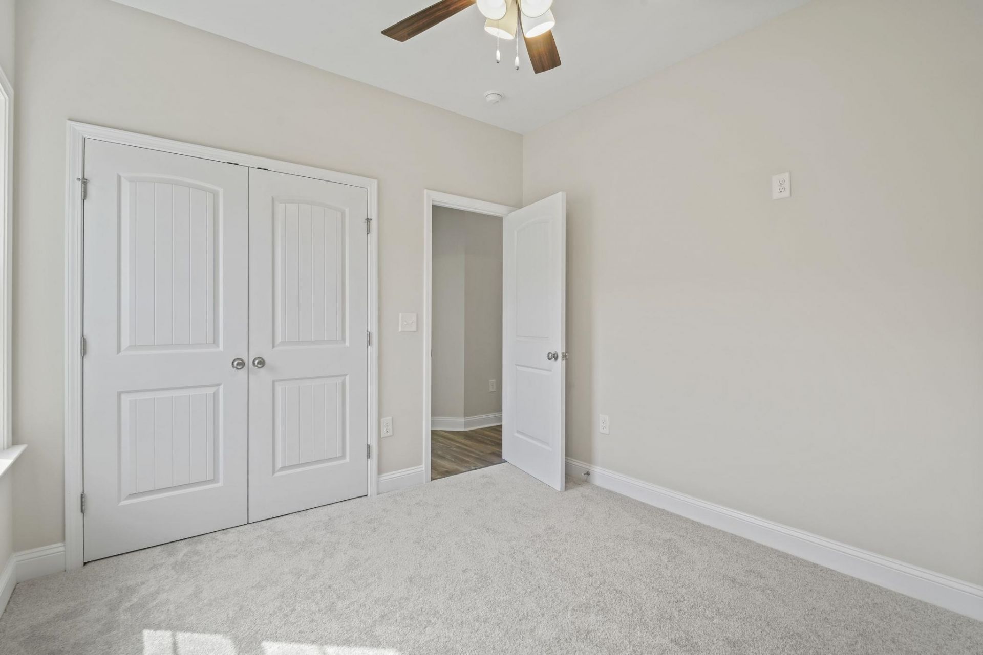 562 Bucks Trail  Photo 19