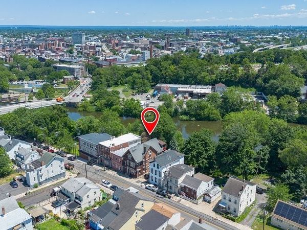 80 Front St, Paterson, NJ 07522