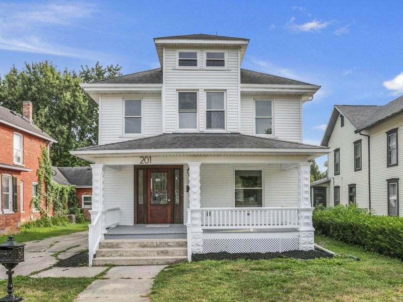 201 S Main Street , London, OH 43140 Photo 1