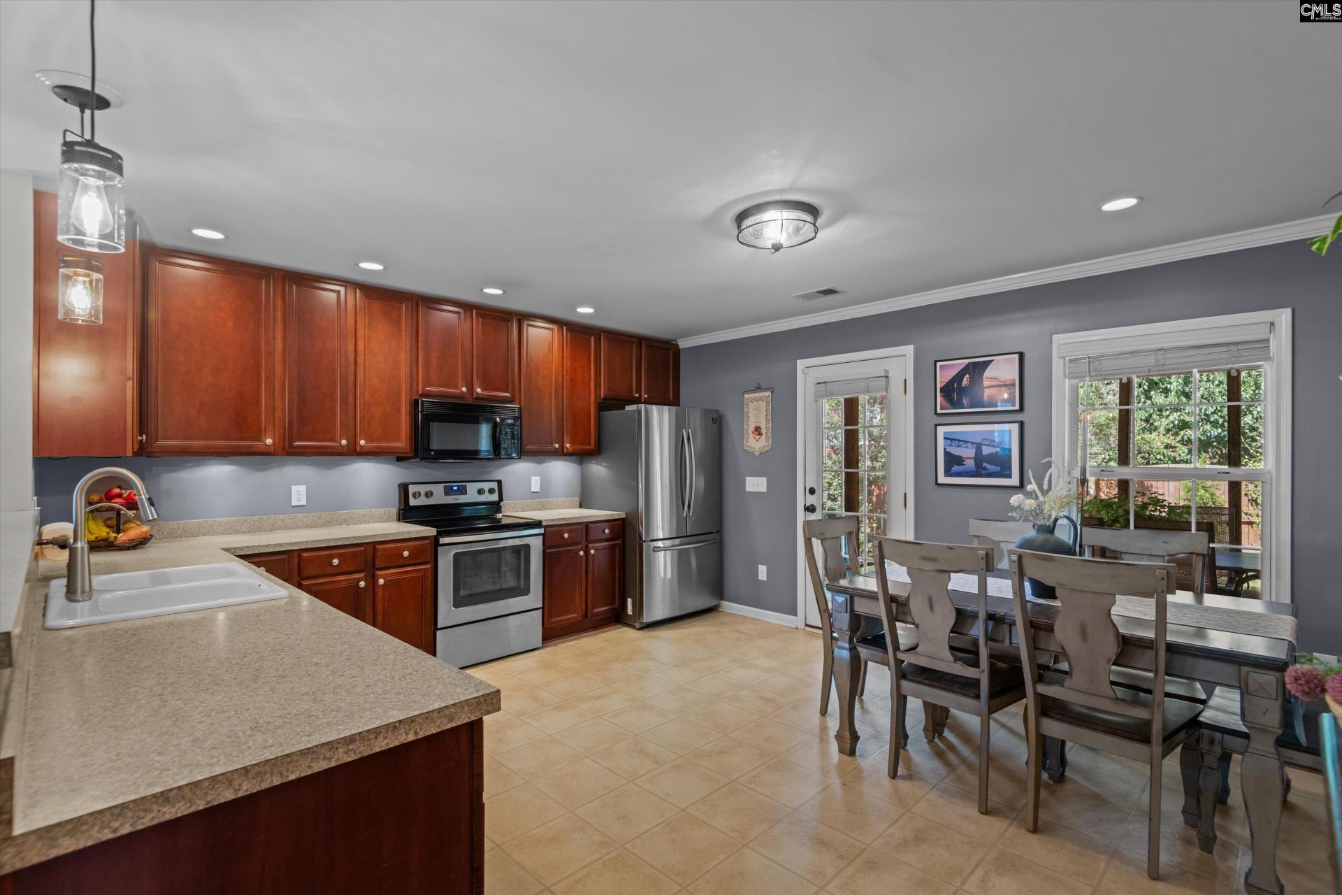 170 Derby Drive Photo 9