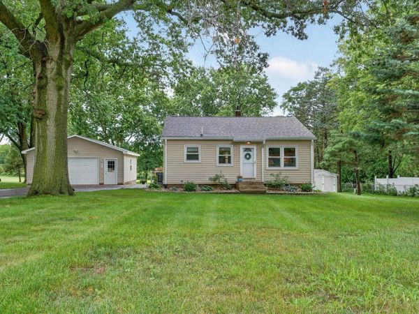3911 S Main Street, Cedar Falls, IA 50613