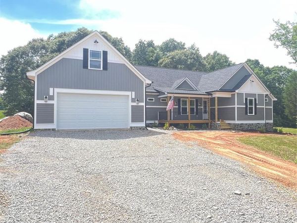 1879 Shiloh Road , Claremont, NC 28610