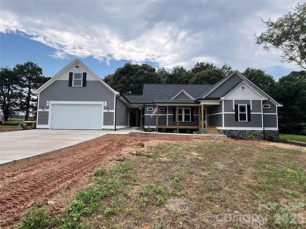 1879 Shiloh Road , Claremont, NC 28610