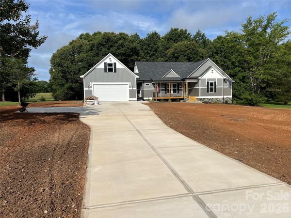 1879 Shiloh Road, Claremont, NC 28610