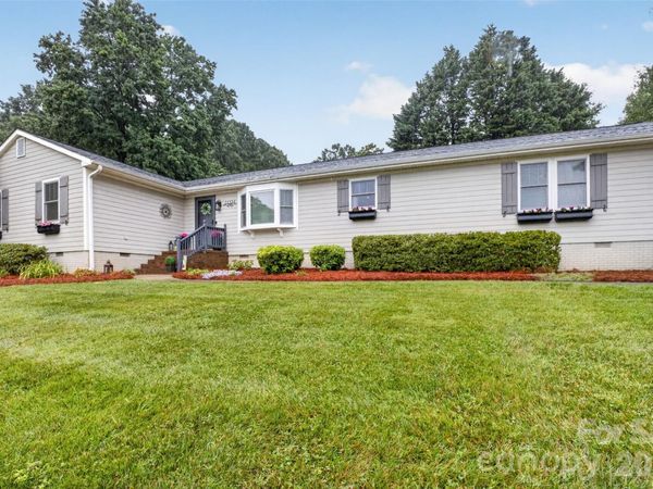 21334 Sandy Cove Road, Cornelius, NC 28031