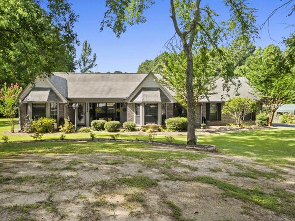 2220 Meadow Pond Trail , White Hall, AR 71602