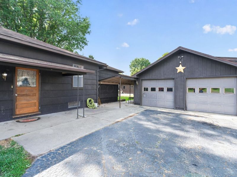 10 Oak Street, The Plains, OH 45780 Photo 4