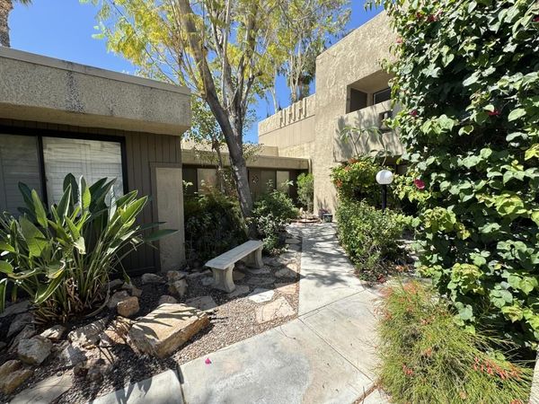 473 W Bradshaw Lane , Unit 10, Palm Springs, CA 92262