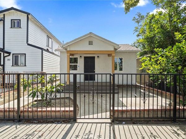 308 N Pasadena Avenue , Azusa, CA 91702