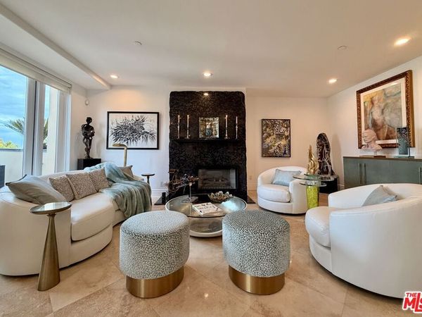 137 S Spalding Drive, Unit 401, Beverly Hills, CA 90212