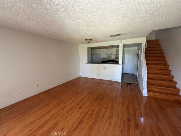 1460 Kendall Drive , San Bernardino, CA 92407