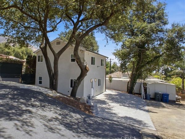 3130 N Mount Curve, Altadena, CA 91001