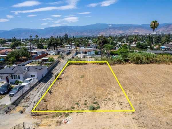 25604 Walker , San Bernardino, CA 92346