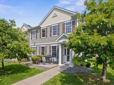 1246 Chateau Avenue, Unit 409, Maplewood, MN 55109