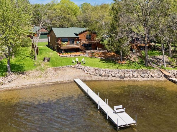32940 Nueman Trail, Lindstrom, MN 55045