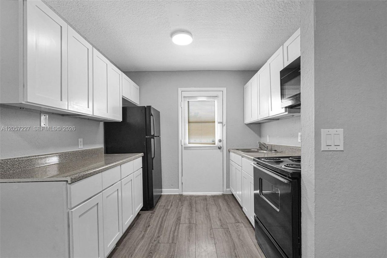 400 NW 65 , Margate, FL 33063 Photo