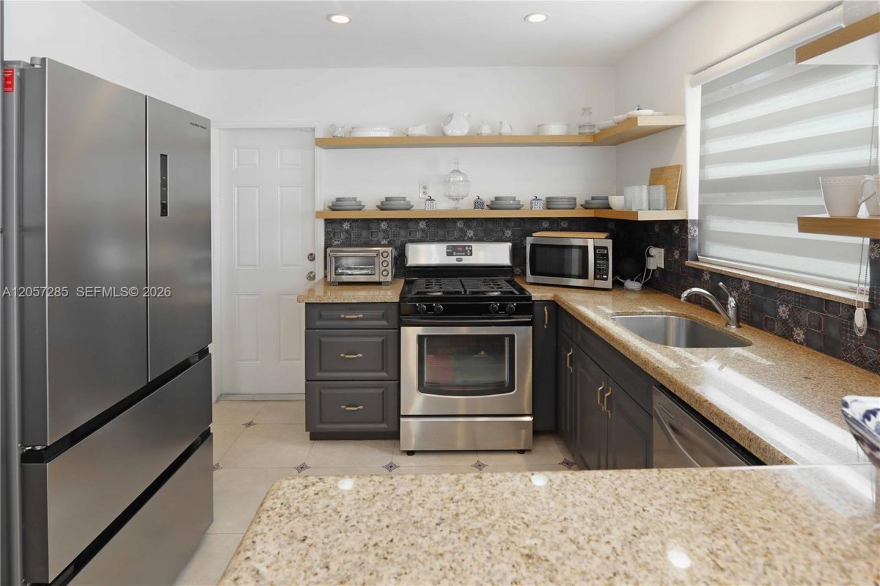 405 S 16th Ave, Hollywood, FL 33020 Photo