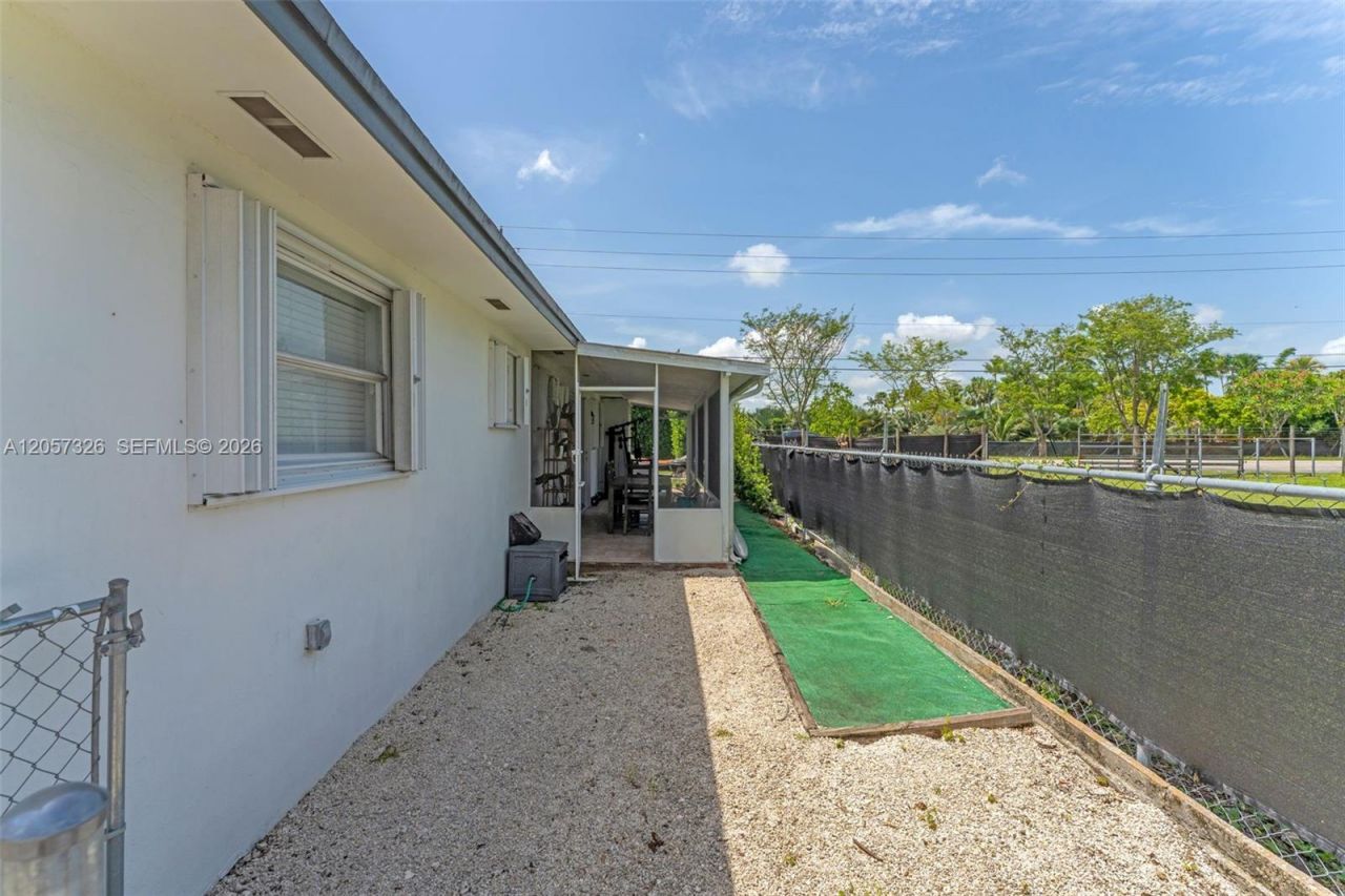 23170 SW 155th Ave , Miami, FL 33170 Photo