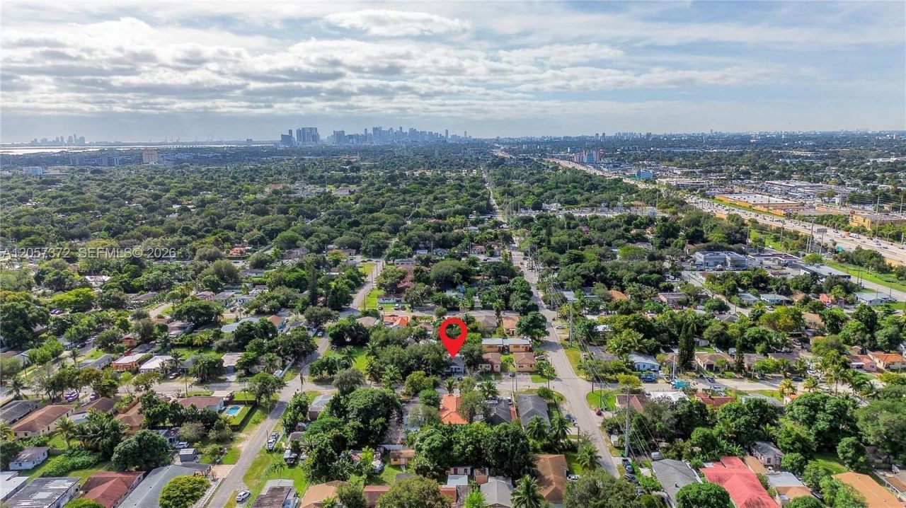 428 NW 97th St , Miami, FL 33150 Photo