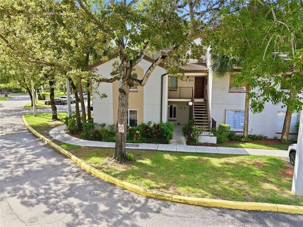 13920 SW 93rd Ln, Unit 13920, Miami, FL 33186