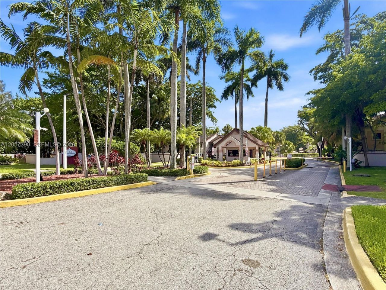 13920 SW 93rd Ln, Unit 13920, Miami, FL 33186 Photo