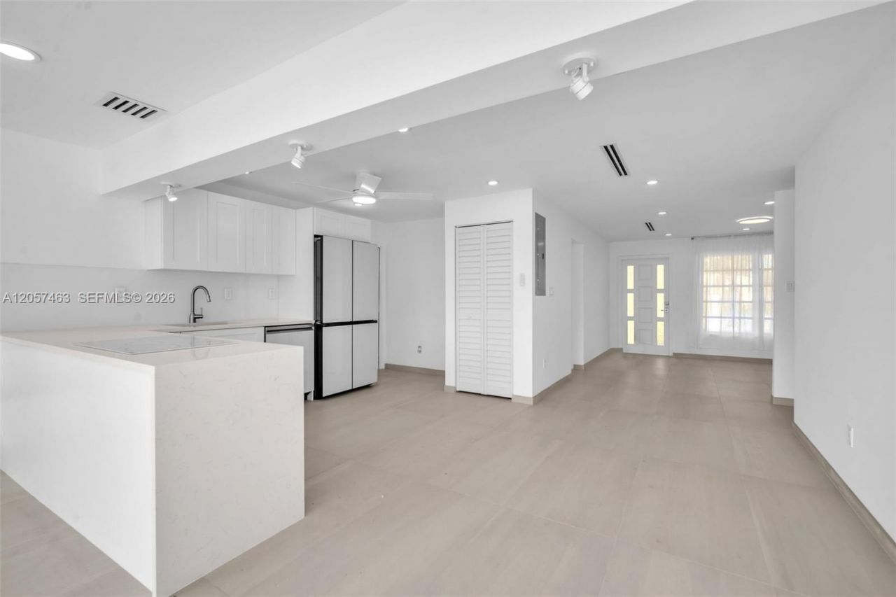 2706 Scott St , Unit 00, Hollywood, FL 33020 Photo